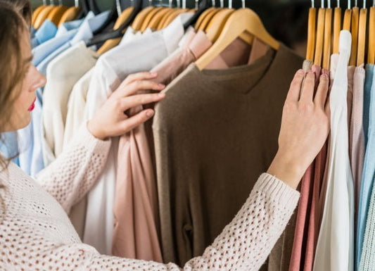 Sustainability in fashion ... really ? - Dwij