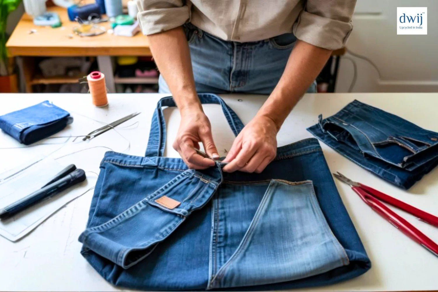 Why Bag Material Types Matter: Choosing Between Cotton, Nylon, Leather & Upcycled Denim - Dwij